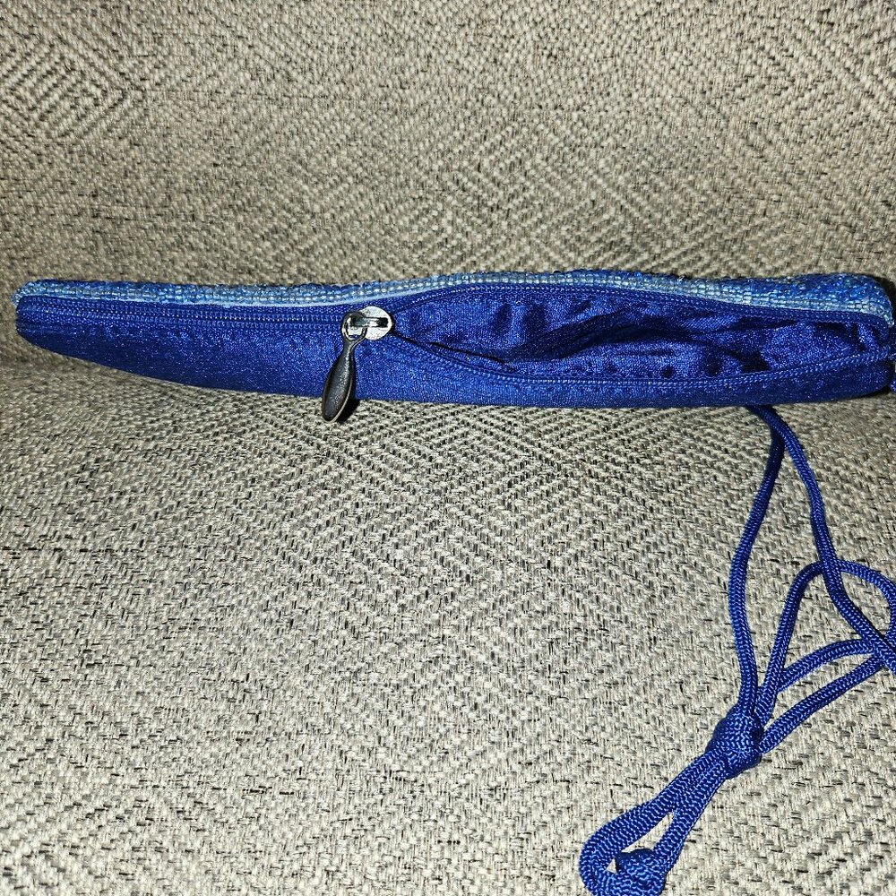 Bamboo Trading Company Sand Dollar Beaded Crossbody or Wristlet Bag - Picture 6 of 10